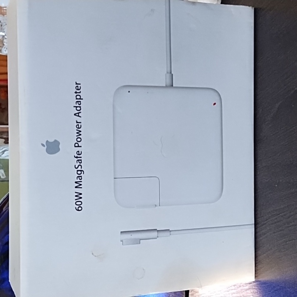 Apple 60w MagSafe Power Adapter